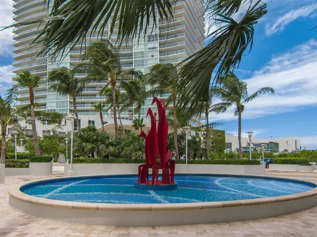 450 Alton Rd # 3008, Miami Beach FL 33139