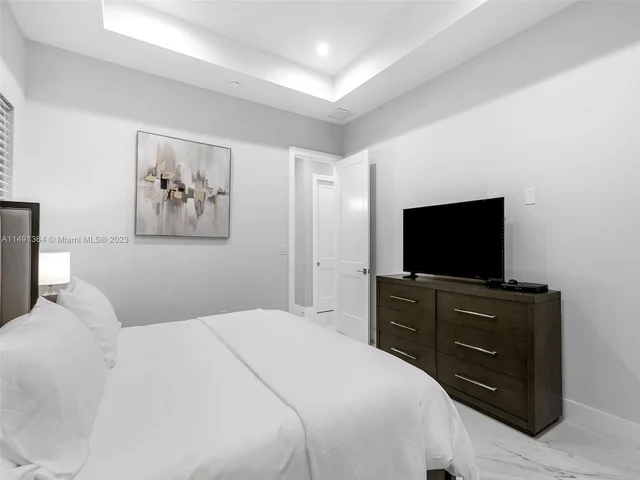 1484 SW 32nd St # 0, Fort Lauderdale FL 33315