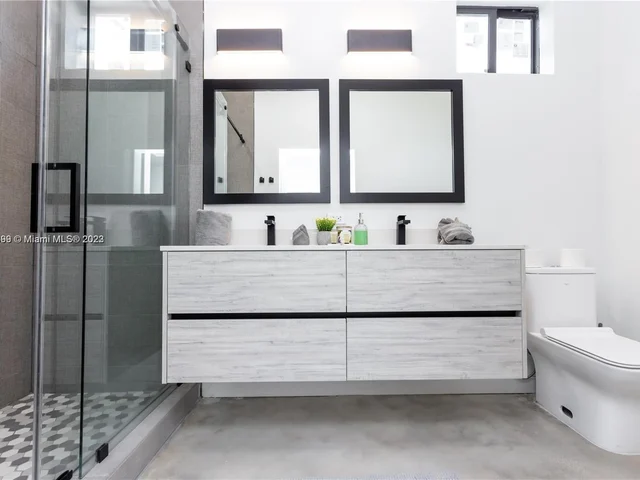 7101 NE 4th Ct # 1, Miami FL 33138