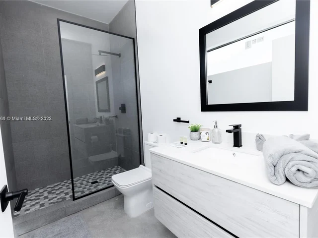 7103 NE 4th CT # 2, Miami FL 33138