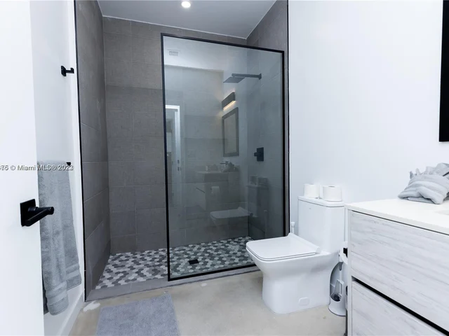 7105 NE 4th CT # 3, Miami FL 33138