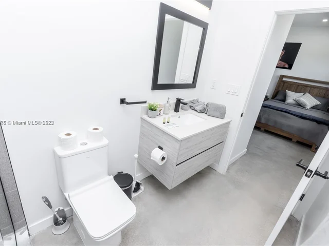 7105 NE 4th CT # 3, Miami FL 33138