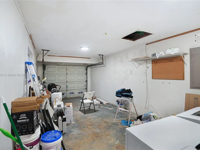 2000 N 37th Ave, Hollywood FL 33021