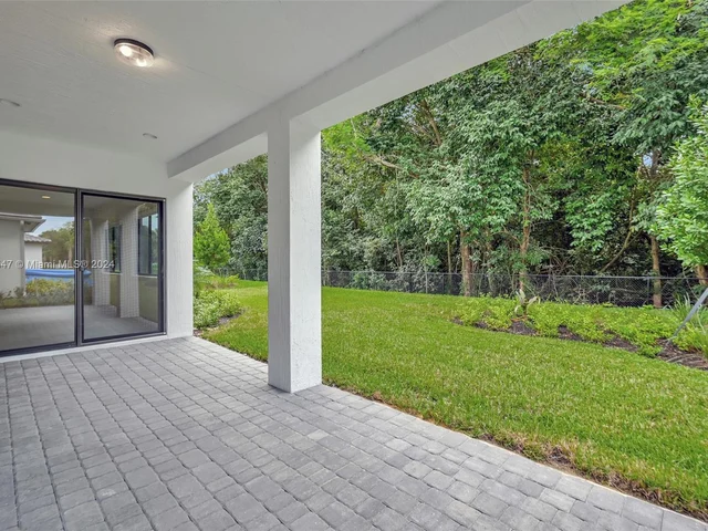 10386 SW 57th Ct, Cooper City FL 33328