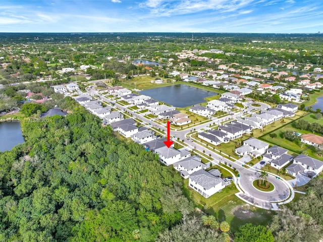 10386 SW 57th Ct, Cooper City FL 33328