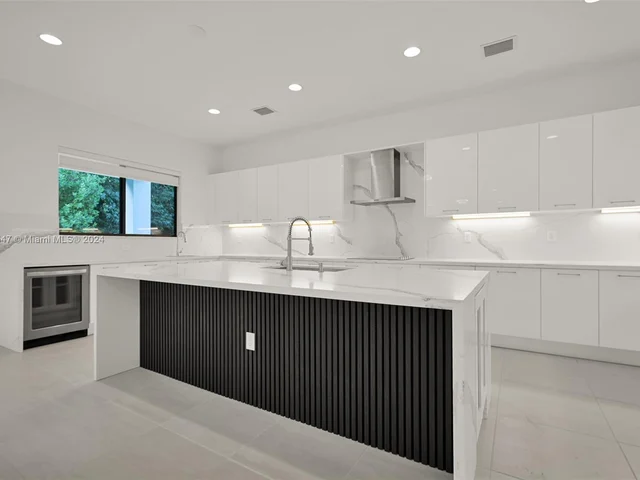 10386 SW 57th Ct, Cooper City FL 33328