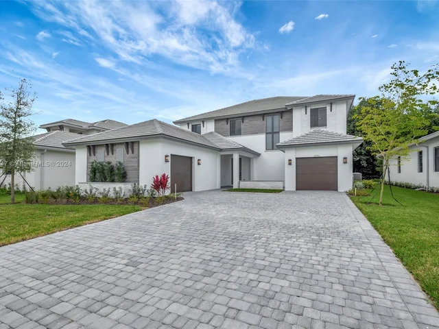 10386 SW 57th Ct, Cooper City FL 33328