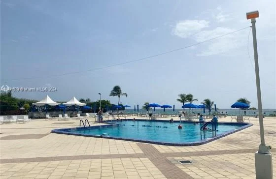 2030 S Ocean Dr # 802, Hallandale Beach FL 33009