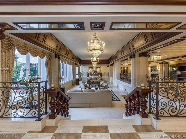 2030 S Ocean Dr # 902, Hallandale Beach FL 33009