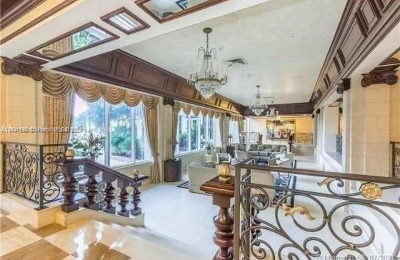 2030 S Ocean Dr # 902, Hallandale Beach FL 33009