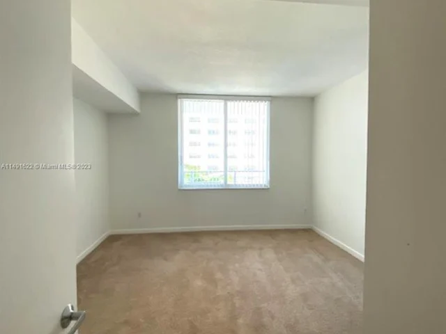 335 S Biscayne Blvd # 1002, Miami FL 33131