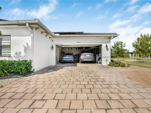18964 SW 135th Ave, Miami FL 33177