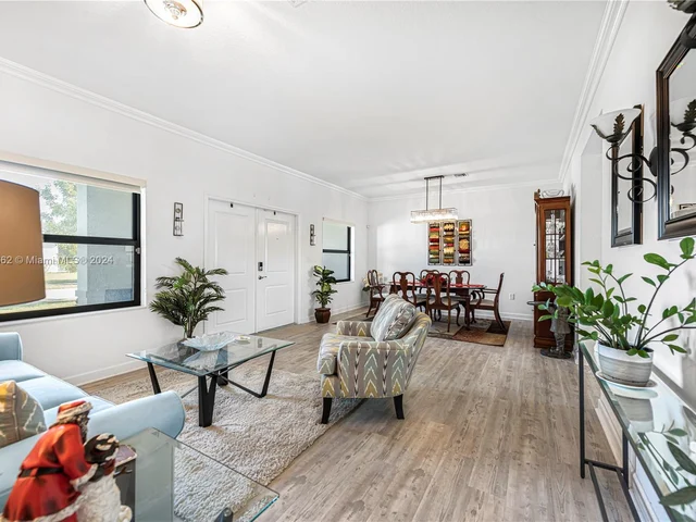 18964 SW 135th Ave, Miami FL 33177