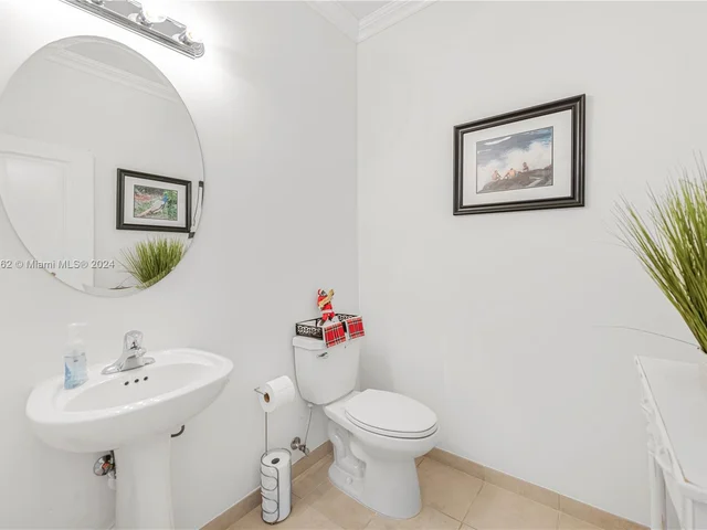 18964 SW 135th Ave, Miami FL 33177