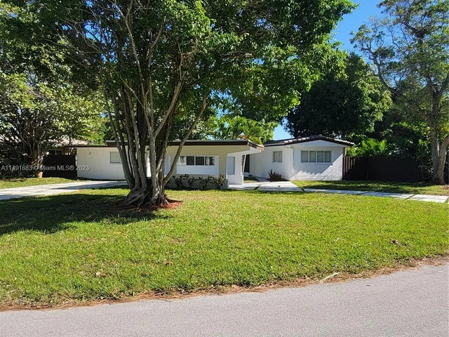 2117 Coral Gardens Dr, Wilton Manors FL 33306