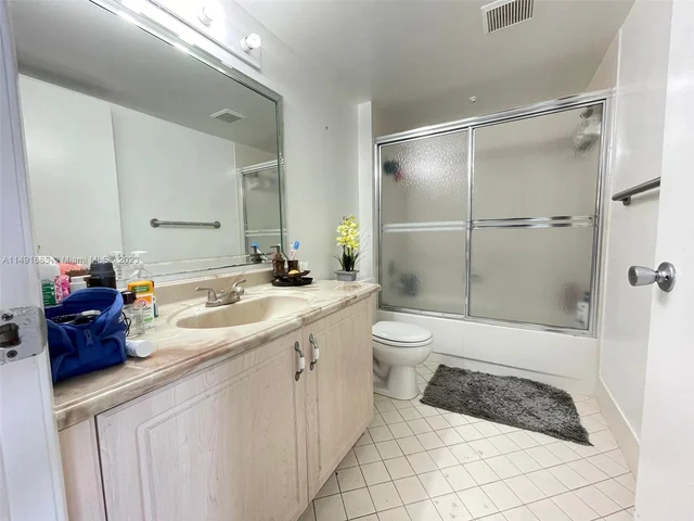 1301 SW 142nd Ave # 314H, Pembroke Pines FL 33027