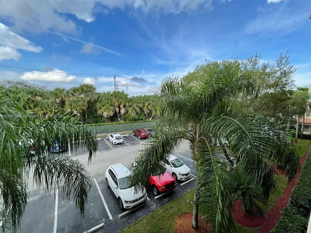 1301 SW 142nd Ave # 314H, Pembroke Pines FL 33027