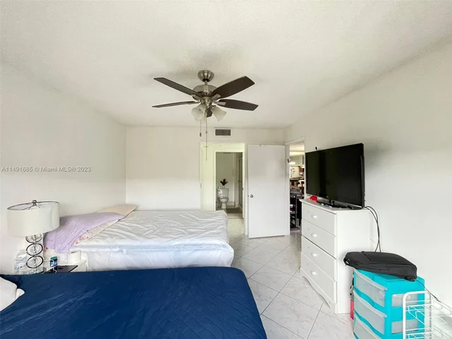 1301 SW 142nd Ave # 314H, Pembroke Pines FL 33027