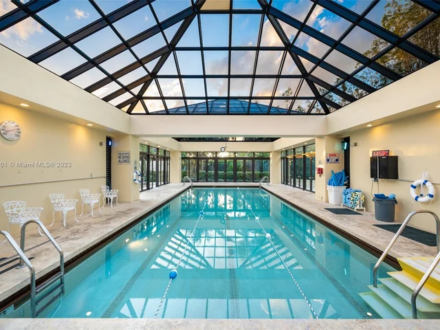 4000 Towerside Ter # 1202, Miami FL 33138