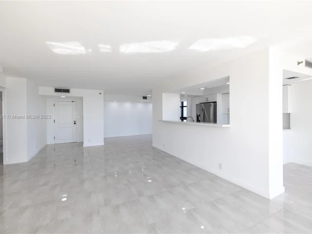 4000 Towerside Ter # 1202, Miami FL 33138