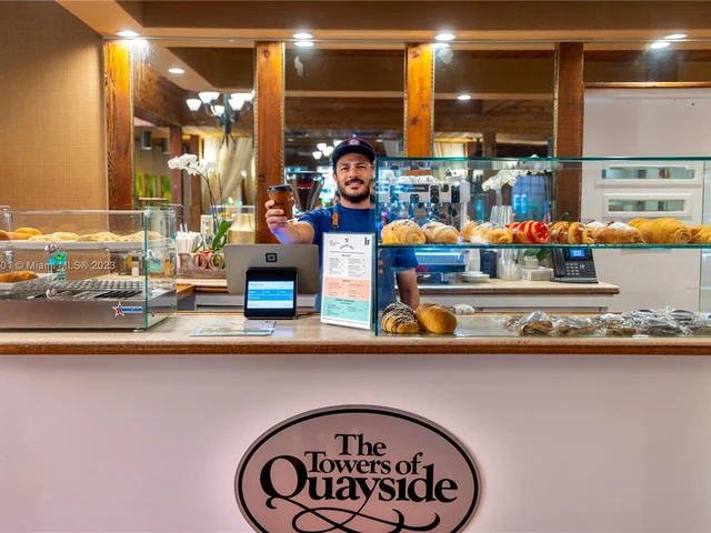 4000 Towerside Ter # 1202, Miami FL 33138