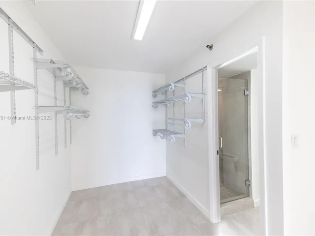 4000 Towerside Ter # 1202, Miami FL 33138