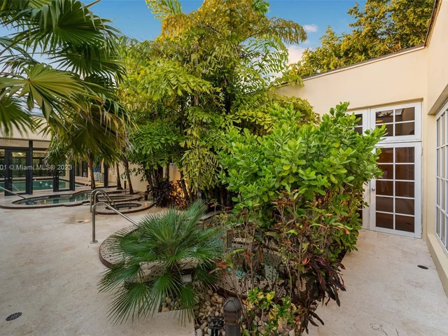 4000 Towerside Ter # 1202, Miami FL 33138