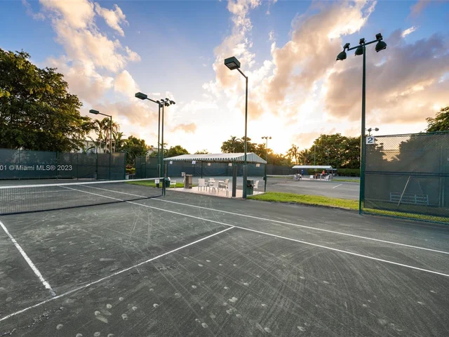 4000 Towerside Ter # 1202, Miami FL 33138