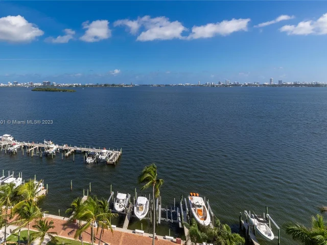 4000 Towerside Ter # 1202, Miami FL 33138