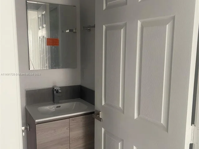 10775 NW 83rd Ter # 28, Doral FL 33178