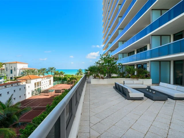 5875 Collins Ave # 507, Miami Beach FL 33140