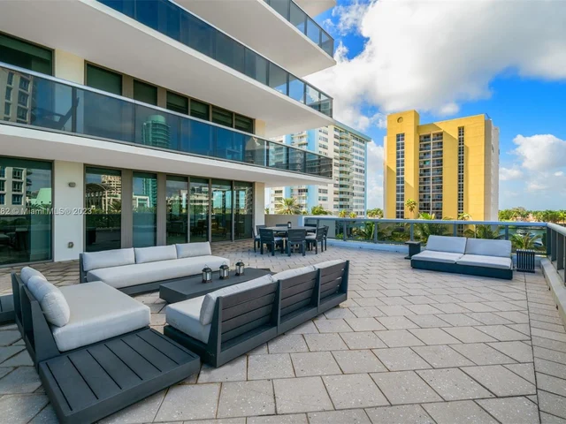 5875 Collins Ave # 507, Miami Beach FL 33140