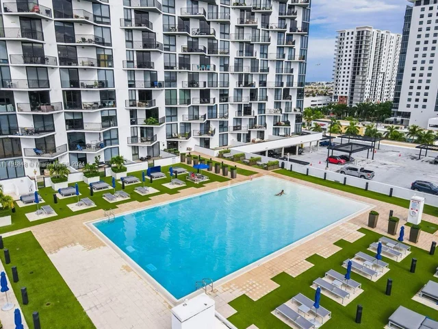 5350 NW 84th Ave # 916, Doral FL 33166