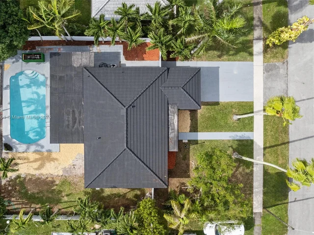 3254 Lincoln St, Hollywood FL 33021