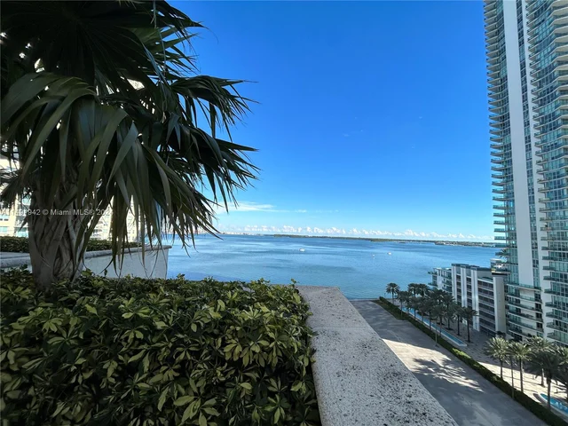 1200 Brickell Bay Dr # 1507, Miami FL 33131
