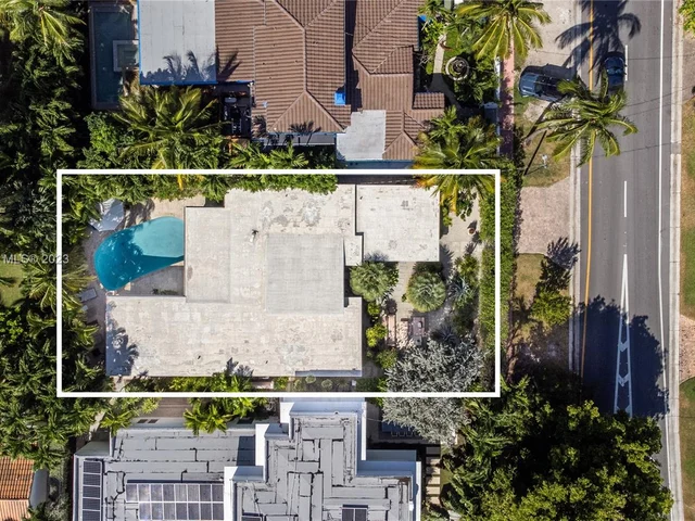 6010 Pine Tree Dr, Miami Beach FL 33140