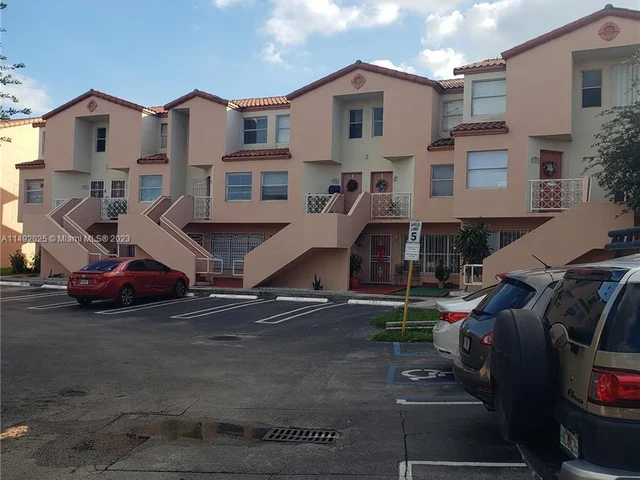 1366 NW 24th Ave # 1366, Miami FL 33125