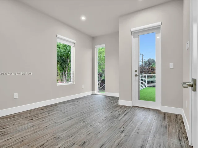 2861 SW 37th Ct # 2861, Coral Gables FL 33134