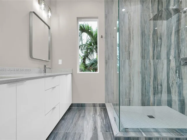 2861 SW 37th Ct # 2861, Coral Gables FL 33134