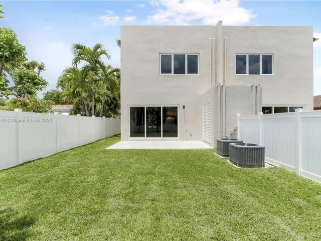 2861 SW 37th Ct # 2861, Coral Gables FL 33134