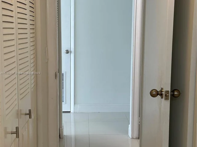 20335 W Country Club Dr # 1701, Aventura FL 33180