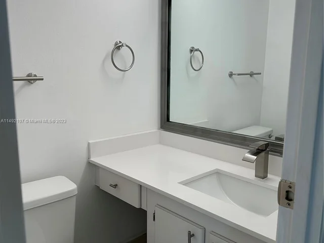 20335 W Country Club Dr # 1701, Aventura FL 33180