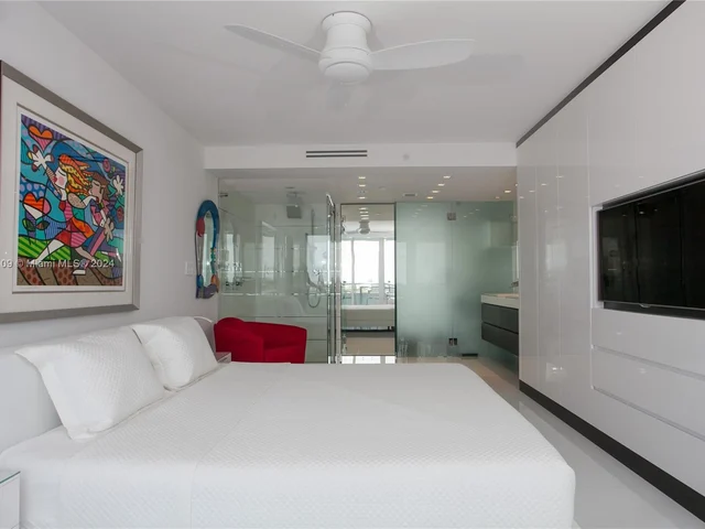 400 S Pointe Dr # 1501, Miami Beach FL 33139