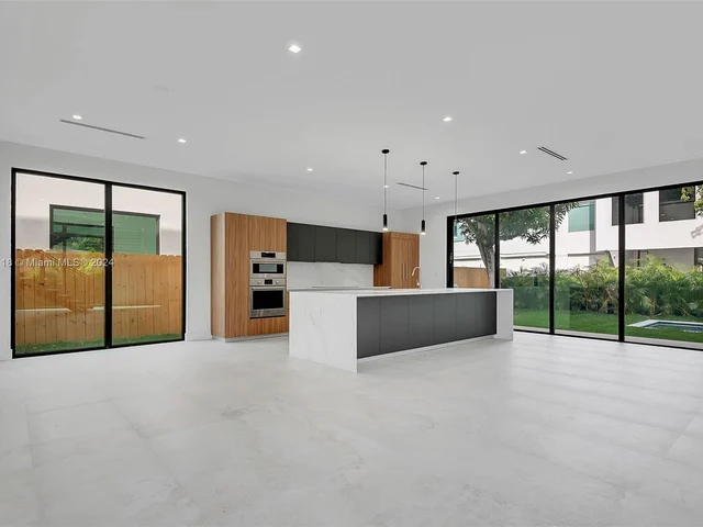 1777 SW 22nd Ter, Miami FL 33145