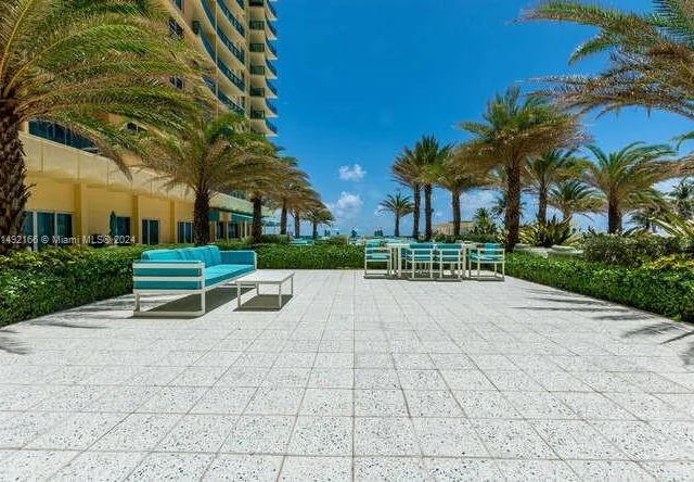 2501 S Ocean Dr # 909, Hollywood FL 33019