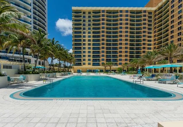 2501 S Ocean Dr # 909, Hollywood FL 33019