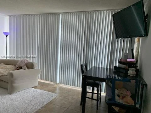 2501 S Ocean Dr # 909, Hollywood FL 33019