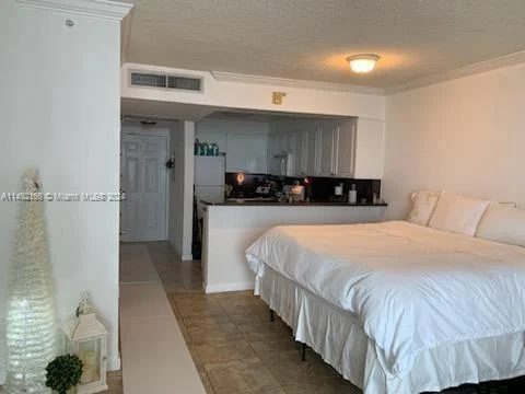 2501 S Ocean Dr # 909, Hollywood FL 33019