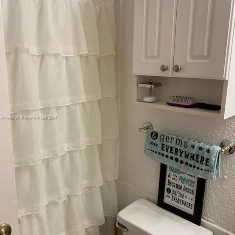 2501 S Ocean Dr # 909, Hollywood FL 33019