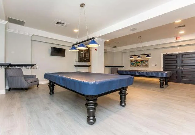 2501 S Ocean Dr # 909, Hollywood FL 33019